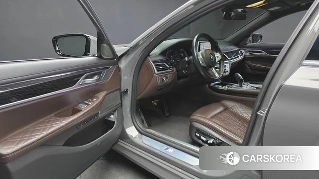 BMW 7 Series (G11) id 4423599 из Кореи 36