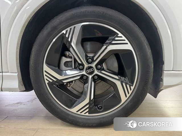 Audi Q4 e-tron id 4260546 из Китая 12