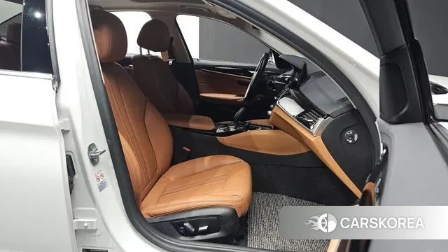 BMW 5 Series (G30) id 3656368 из Кореи 20