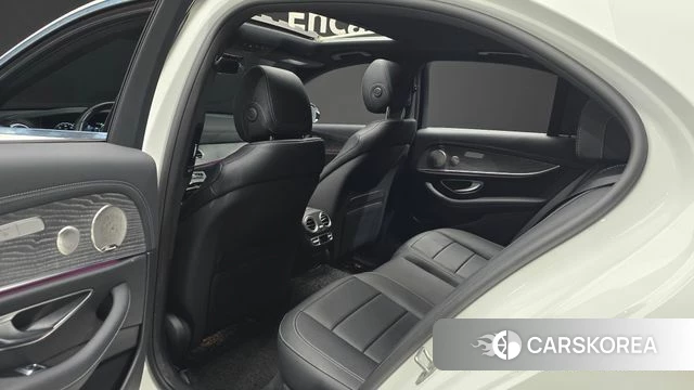 Mercedes-Benz E-Class W213 id 4463665 из Кореи 32