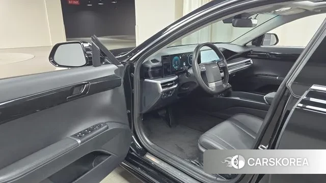 Hyundai Grandeur (GN7) id 2984347 из Кореи 20