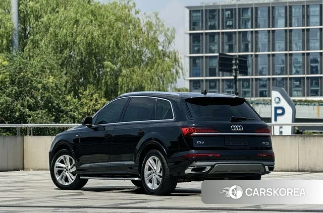 Audi Q7 id 4272703 из Китая 11