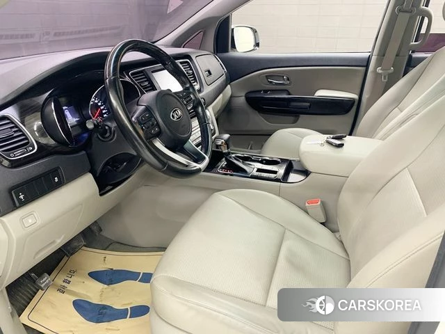 Kia The New Carnival id 4351136 из Кореи 20