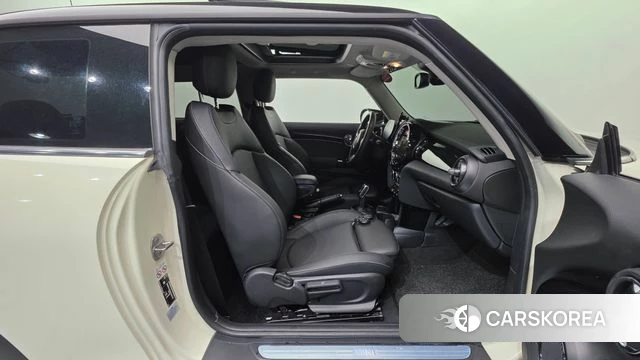 Mini Cooper id 4309171 из Кореи 34