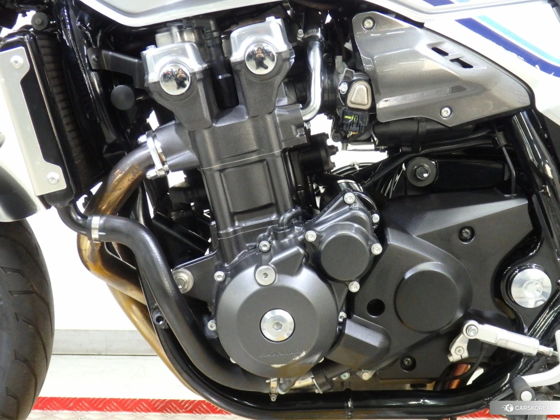 Honda CB1300SF id 4380249 из Японии 30