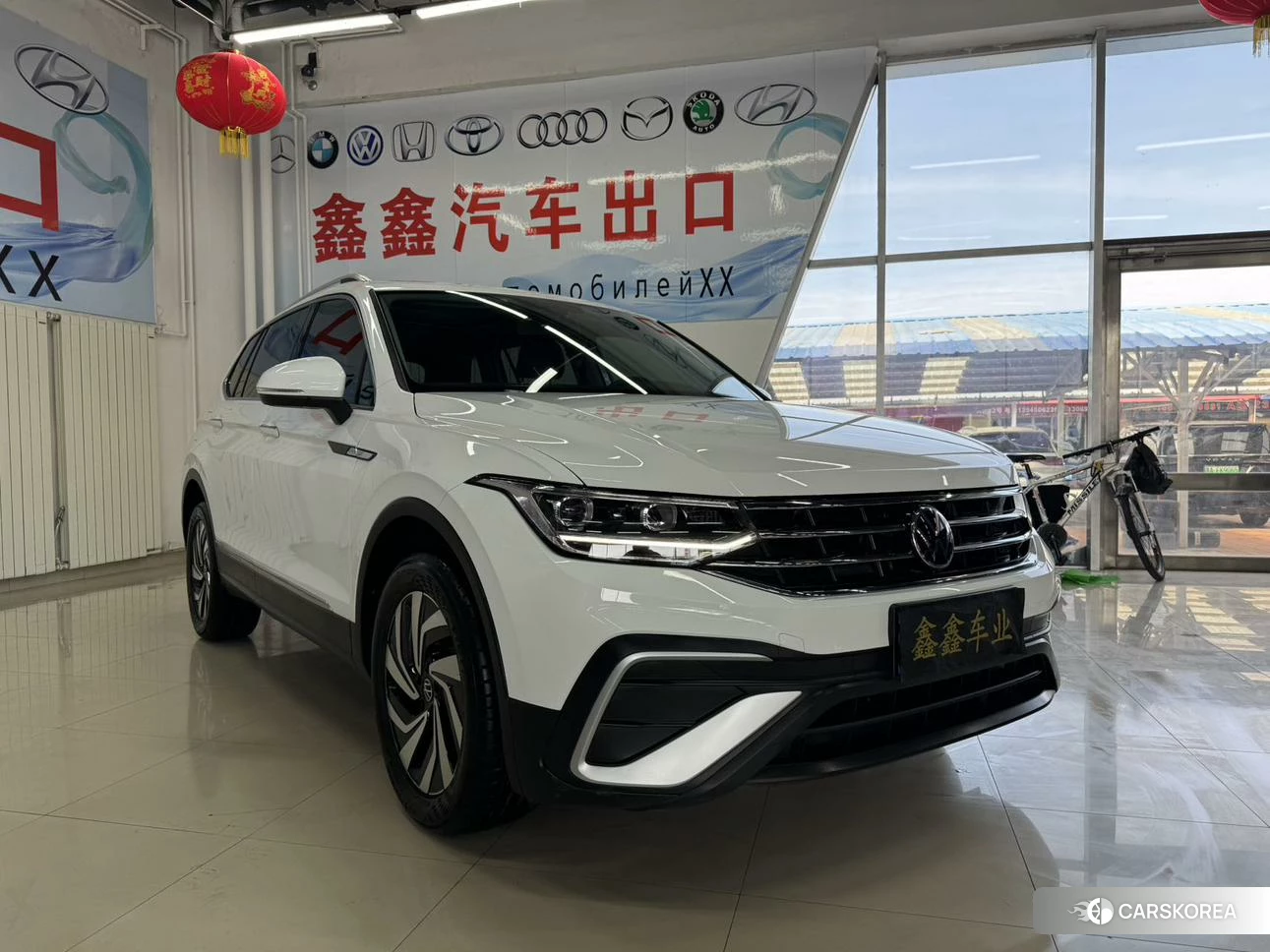 Volkswagen Tiguan L id 4455411 из Китая 12