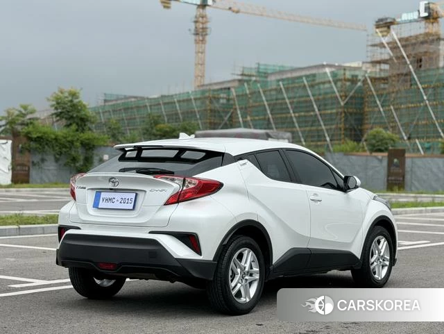 Toyota C-HR id 4348824 из Китая 22