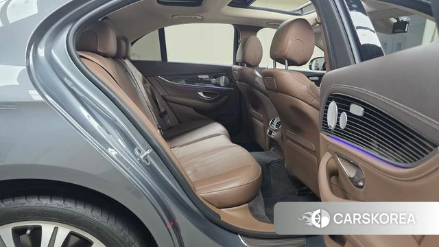Mercedes-Benz E-Class W213 id 4647390 из Кореи 30
