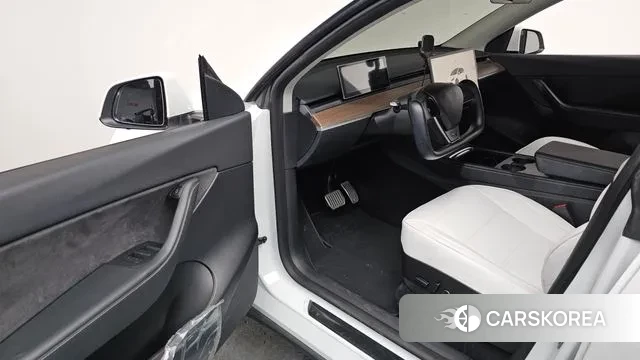 Tesla Model Y id 3088545 из Кореи 20