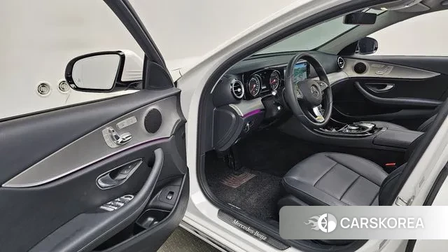 Mercedes-Benz E-Class W213 id 2986869 из Кореи 20