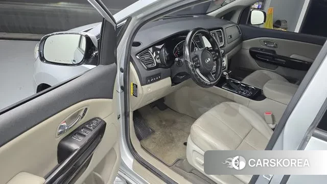 Kia The New Carnival id 3728638 из Кореи 20