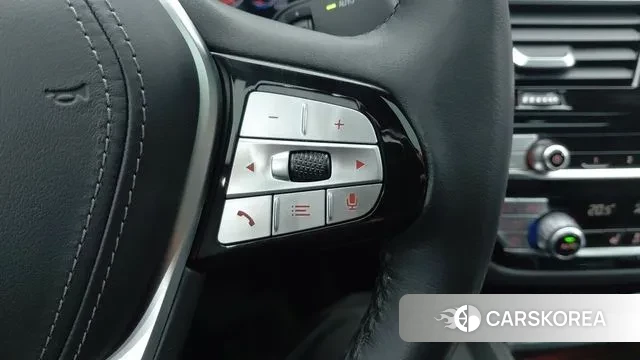 BMW 5 Series (G30) id 3406388 из Кореи 20