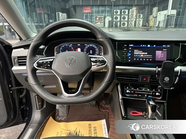Volkswagen Passat id 4261707 из Китая 17