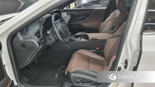 Lexus ES300h 7th generation id 3850806 из Кореи 17