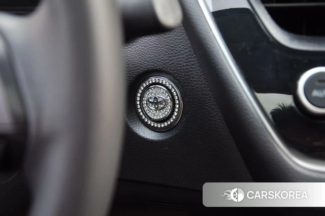 Toyota Corolla id 4380699 из Китая 15