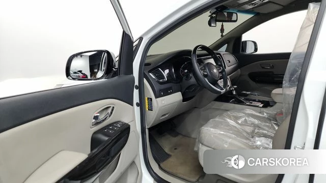 Kia The New Carnival id 4345701 из Кореи 35