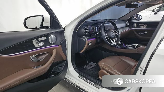 Mercedes-Benz E-Class W213 id 4447470 из Кореи 36