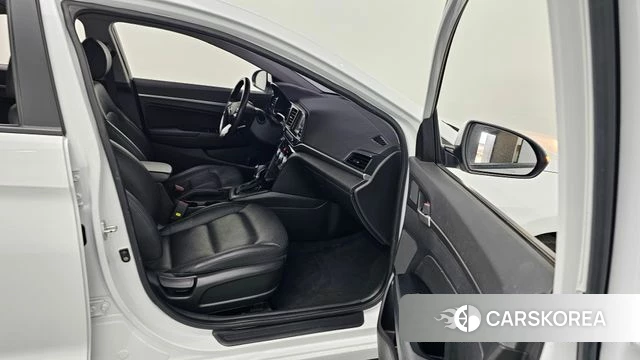 Hyundai The New Avante AD id 3703603 из Кореи 20