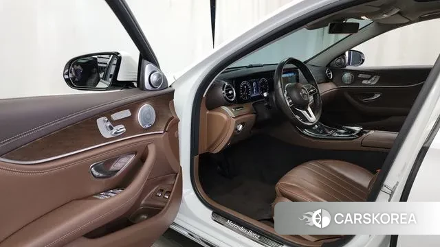 Mercedes-Benz E-Class W213 id 3742149 из Кореи 20