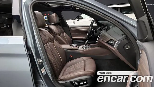 BMW 5 Series (G30) id 2933004 из Кореи 20