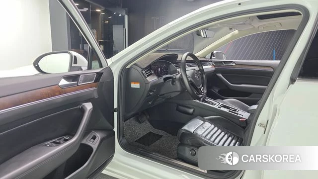 Volkswagen Passat GT (B8) id 4873623 из Кореи 20