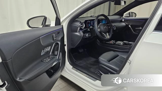 Mercedes-Benz A-Class W177 id 4702604 из Кореи 30