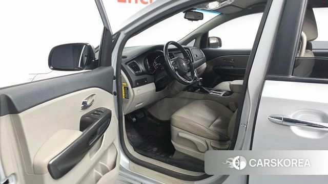 Kia The New Carnival id 4658259 из Кореи 20