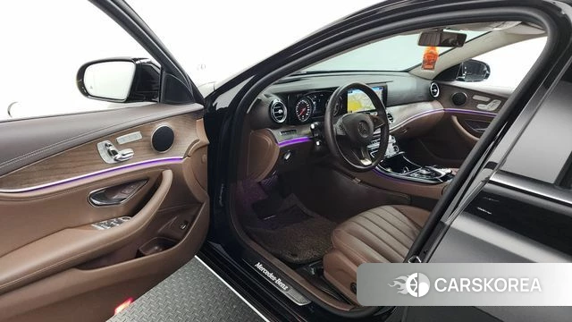 Mercedes-Benz E-Class W213 id 4448331 из Кореи 35