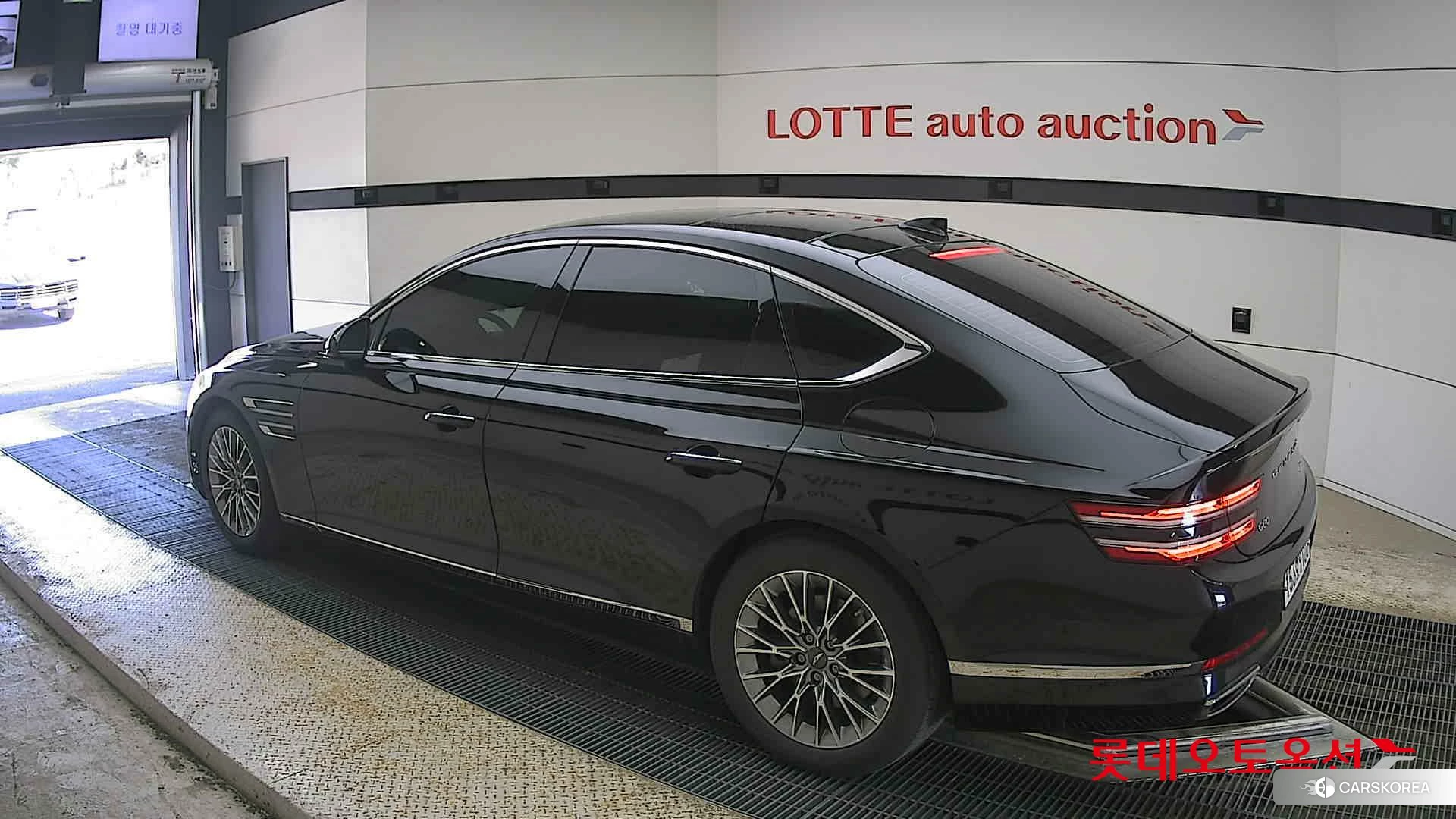 Hyundai G80 id 4296736 из Кореи 36