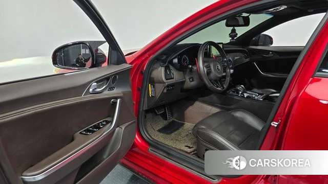 Kia Stinger id 3829018 из Кореи 20