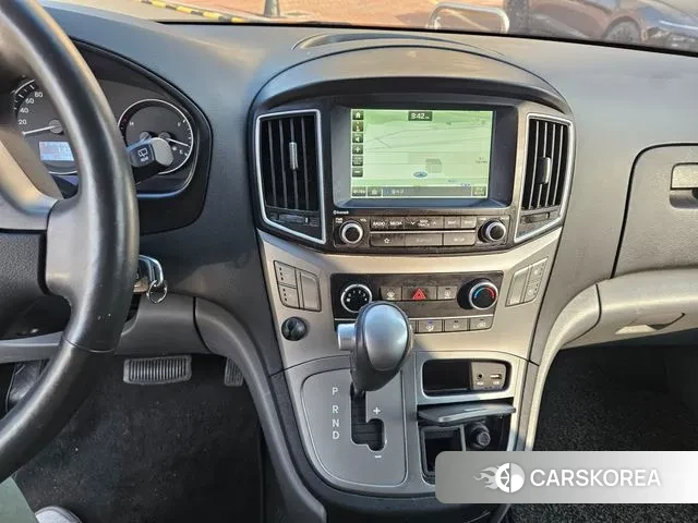 Hyundai The New Grand Starex id 3692819 из Кореи 16