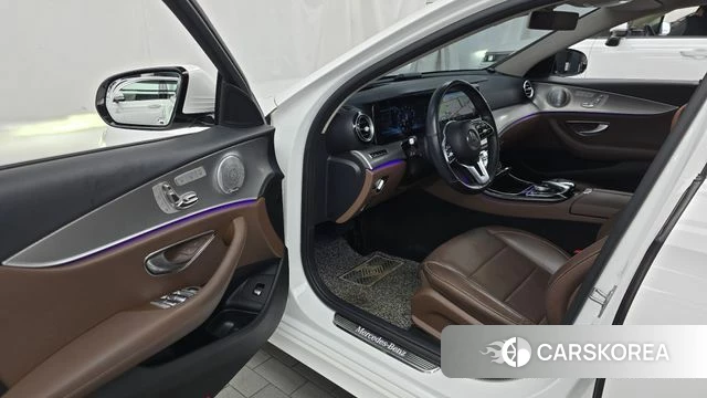 Mercedes-Benz E-Class W213 id 4430255 из Кореи 35