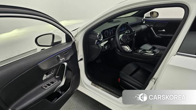 Mercedes-Benz A-Class W177 id 3933738 из Кореи 20