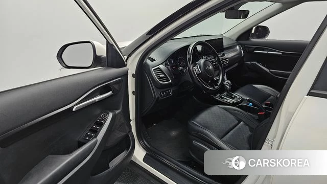Kia Seltos id 4551096 из Кореи 31