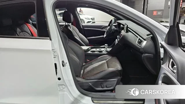 Genesis The New G70 Shooting Brake id 3104800 из Кореи 20