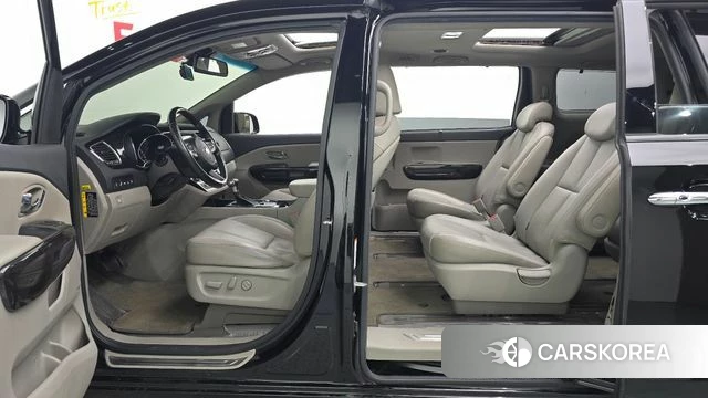 Kia The New Carnival id 4232607 из Кореи 32