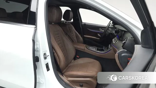 Mercedes-Benz E-Class W213 id 3776632 из Кореи 21