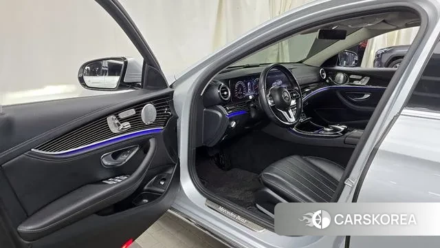 Mercedes-Benz E-Class W213 id 3547209 из Кореи 20