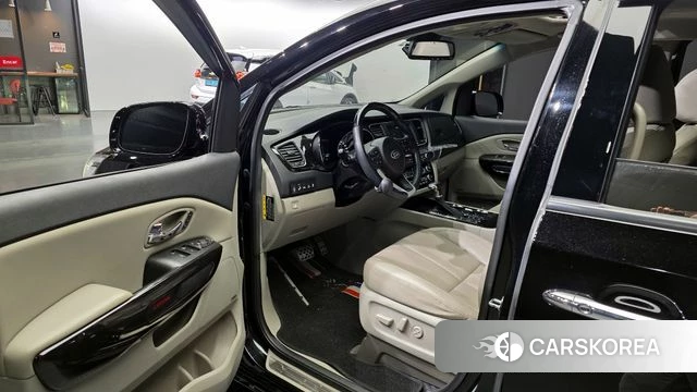 Kia The New Carnival id 3814456 из Кореи 20