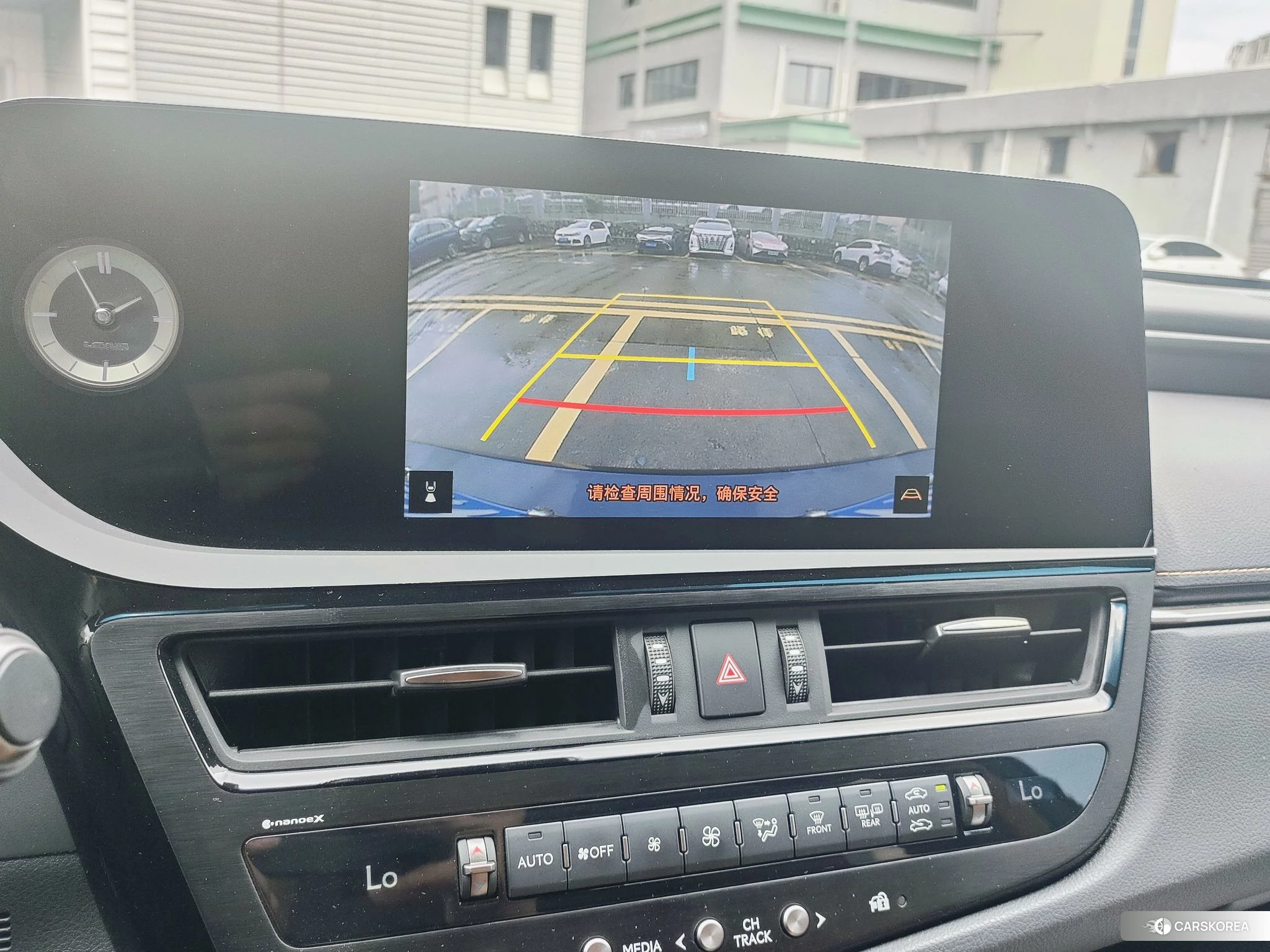 Lexus ES id 4505027 из Китая 16