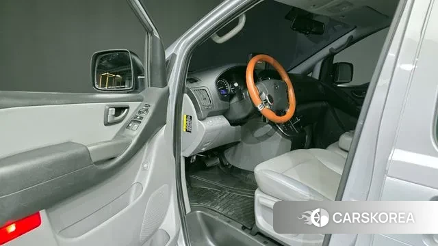 Hyundai The New Grand Starex id 3129053 из Кореи 20