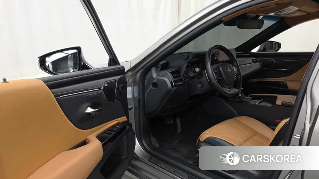 Lexus ES300h 7th generation id 4730458 из Кореи 36