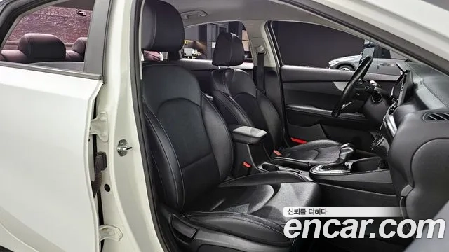 Kia Come New K3 id 2876661 из Кореи 20