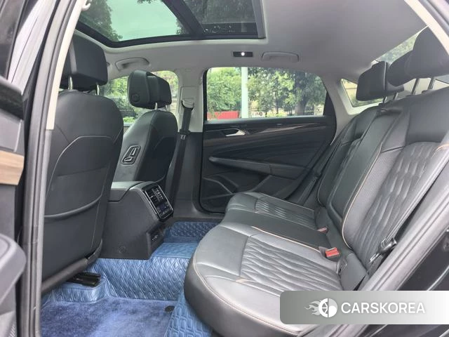 Volkswagen Passat id 4258294 из Китая 17