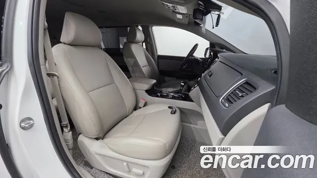 Kia The New Carnival id 2945966 из Кореи 20