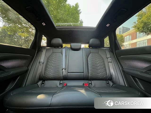 Audi Q6L e-tron id 4276727 из Китая 23