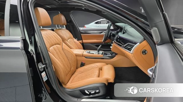 BMW 7 Series (G11) id 4268286 из Кореи 30