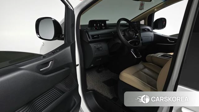 Hyundai Staria id 3831701 из Кореи 20