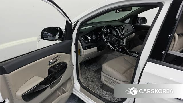 Kia The New Carnival id 4520672 из Кореи 20