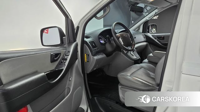 Hyundai The New Grand Starex id 4684404 из Кореи 20